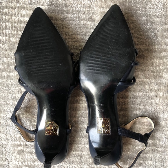 *SOLD* Nine West Ankle Strap Pumps 5.5 - Picture 5 of 5